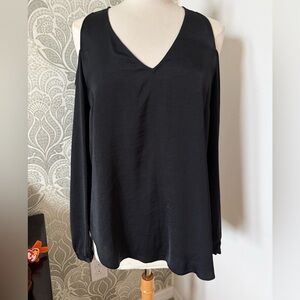 Jennifer Lopez Black V-Neck cold shoulder Blouse